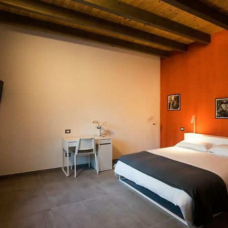 ホテル La Casa Di Raffaele マテーラ エクステリア 写真