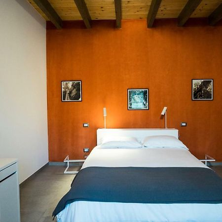ホテル La Casa Di Raffaele マテーラ エクステリア 写真